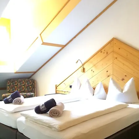 Haus Hannes Spiss شقة